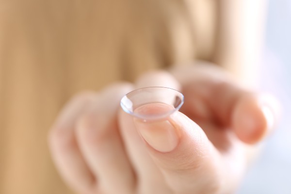 contact lens